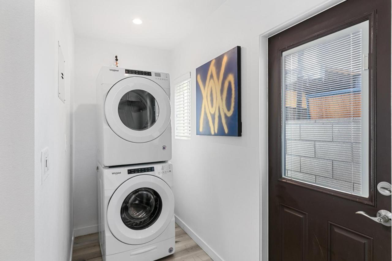 Muirfield Chic City Bungalow With Parking Los Angeles Bagian luar foto