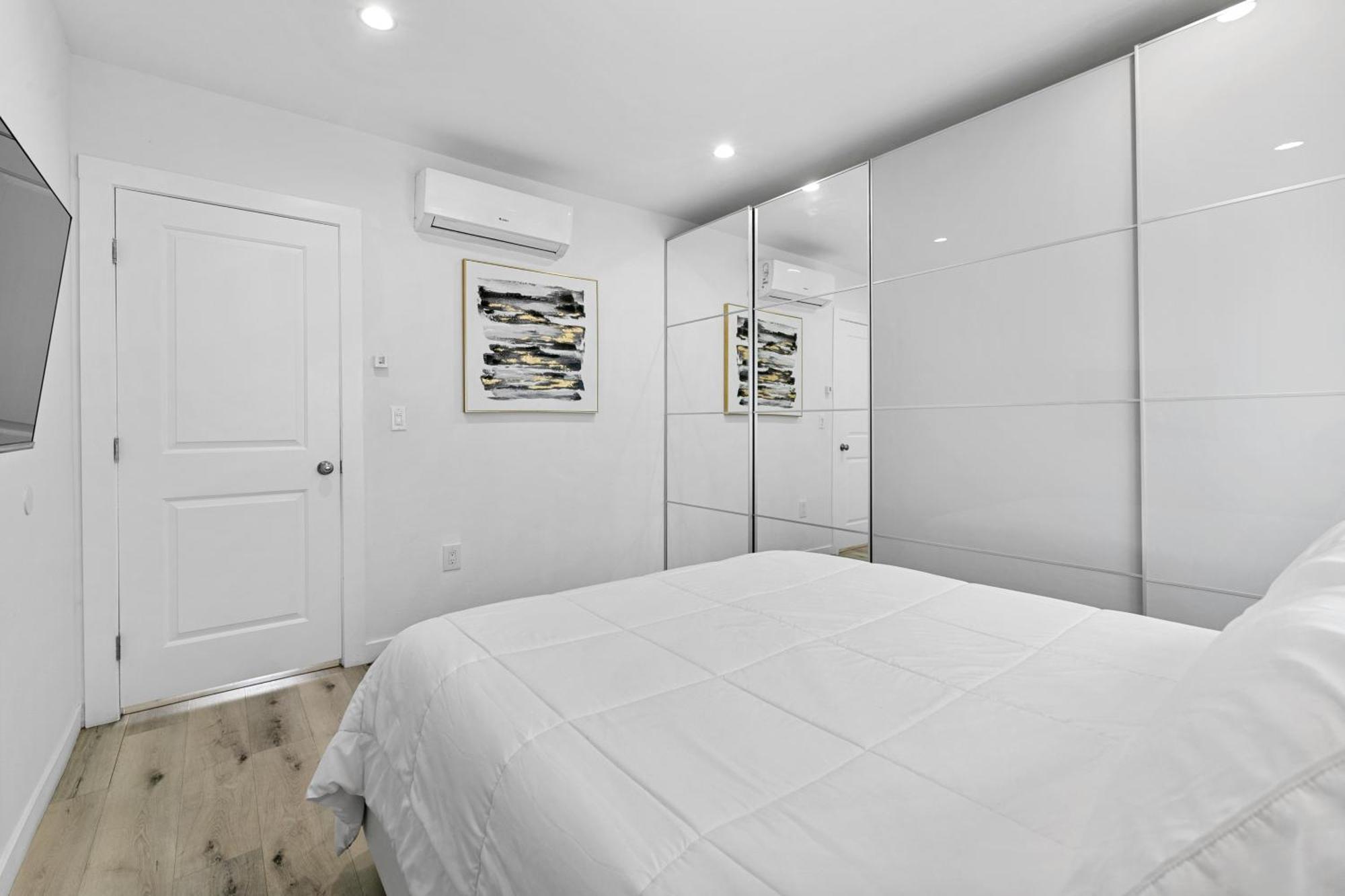 Muirfield Chic City Bungalow With Parking Los Angeles Bagian luar foto
