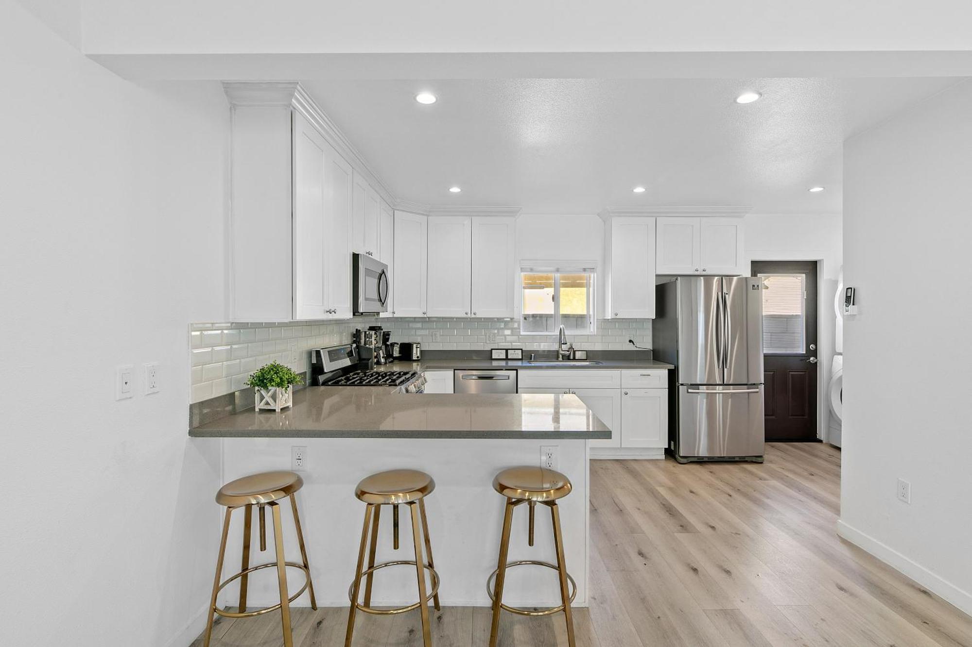 Muirfield Chic City Bungalow With Parking Los Angeles Bagian luar foto