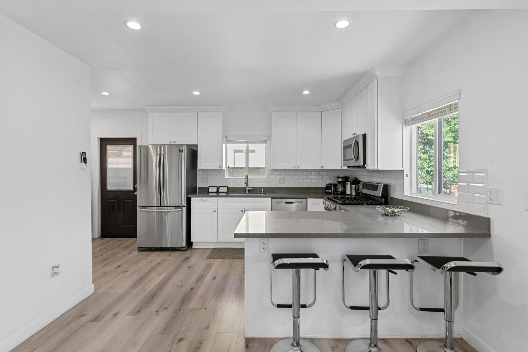 Muirfield Chic City Bungalow With Parking Los Angeles Bagian luar foto