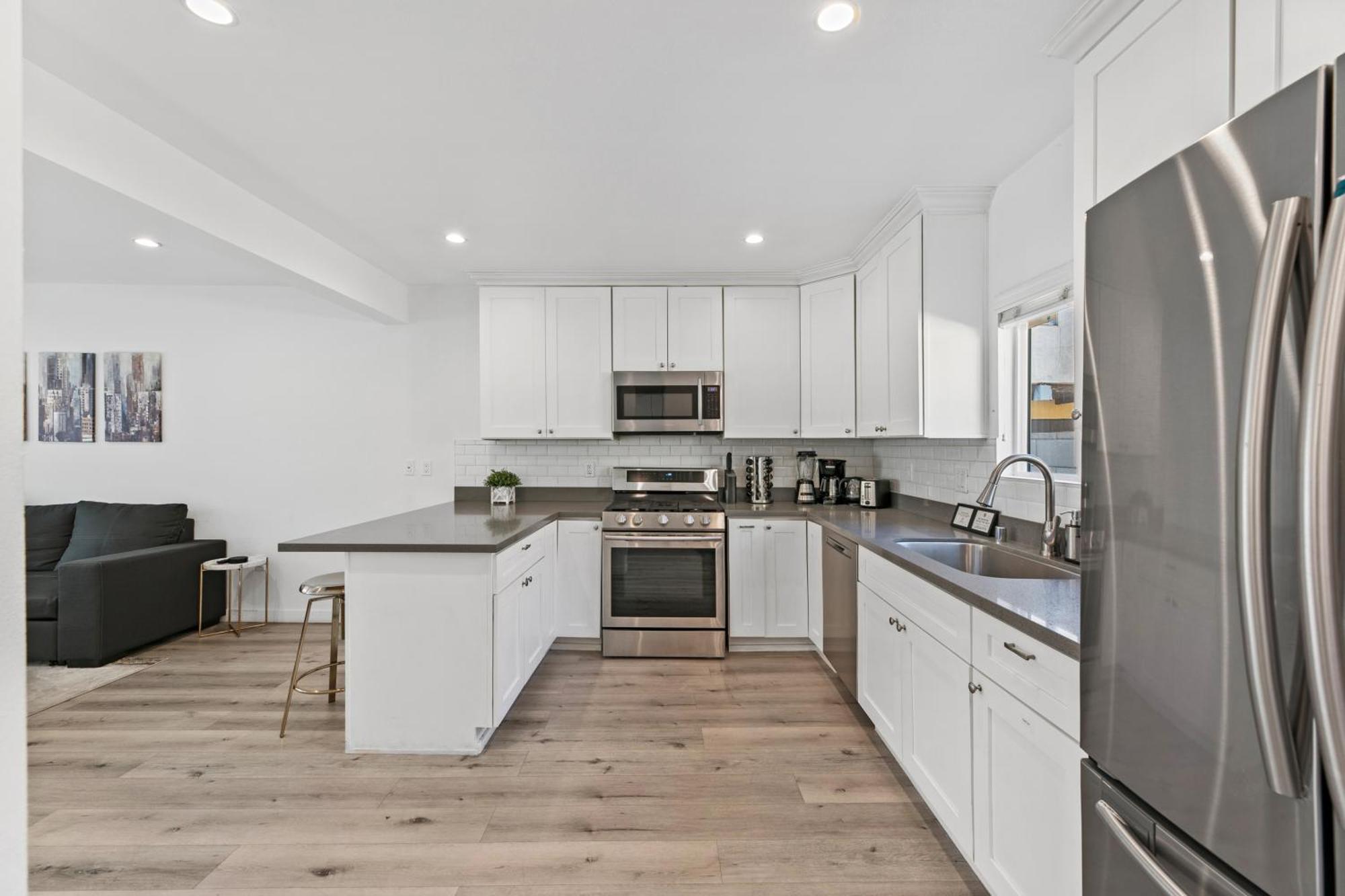 Muirfield Chic City Bungalow With Parking Los Angeles Bagian luar foto