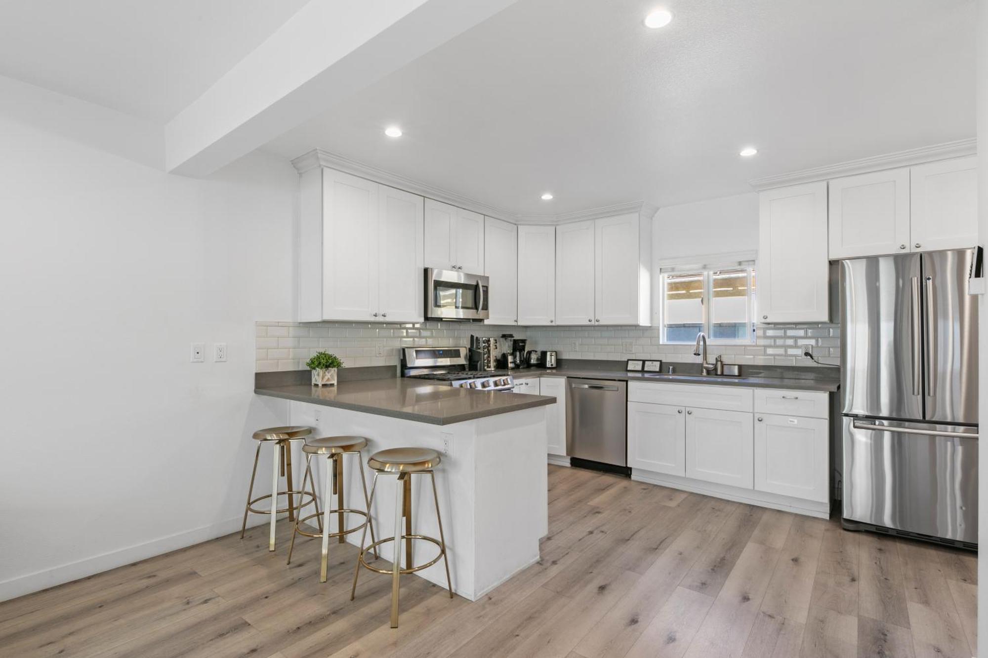 Muirfield Chic City Bungalow With Parking Los Angeles Bagian luar foto