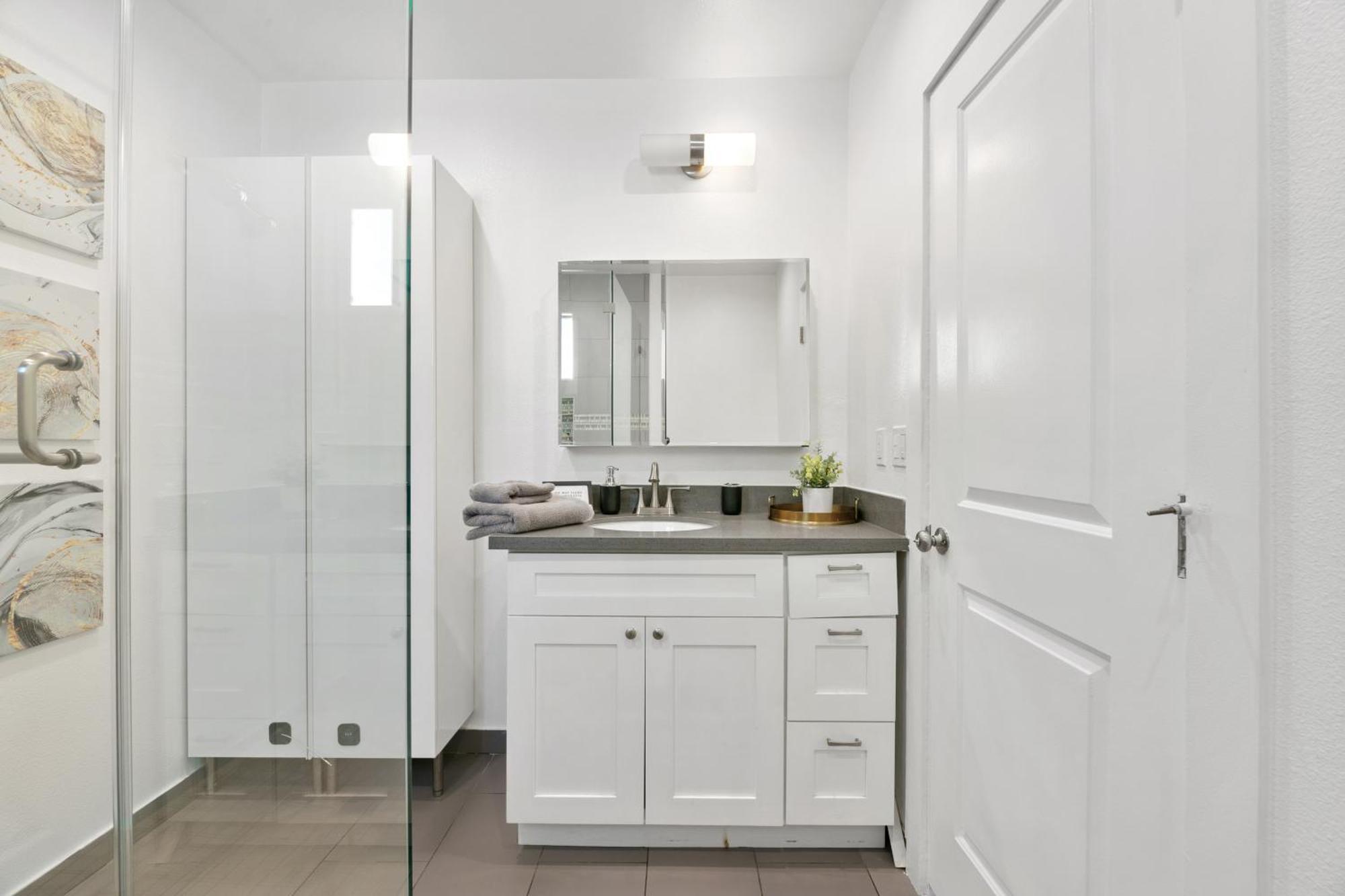 Muirfield Chic City Bungalow With Parking Los Angeles Bagian luar foto