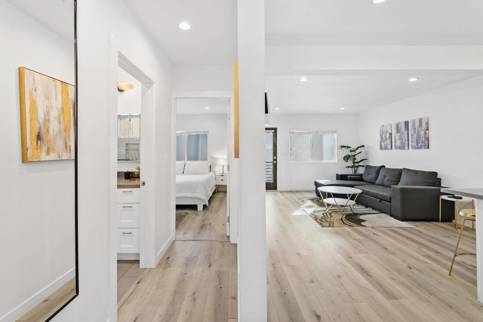 Muirfield Chic City Bungalow With Parking Los Angeles Bagian luar foto