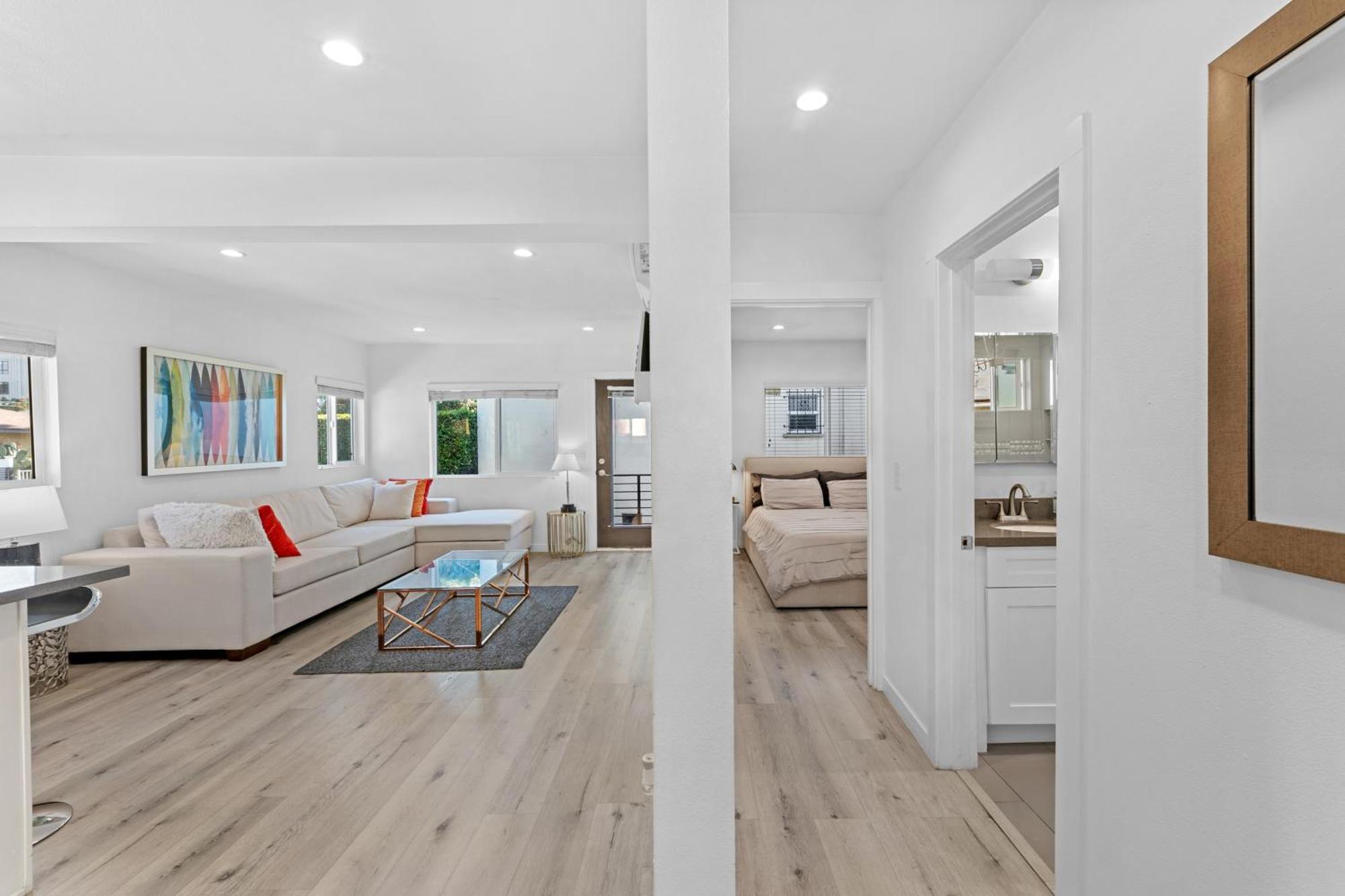 Muirfield Chic City Bungalow With Parking Los Angeles Bagian luar foto