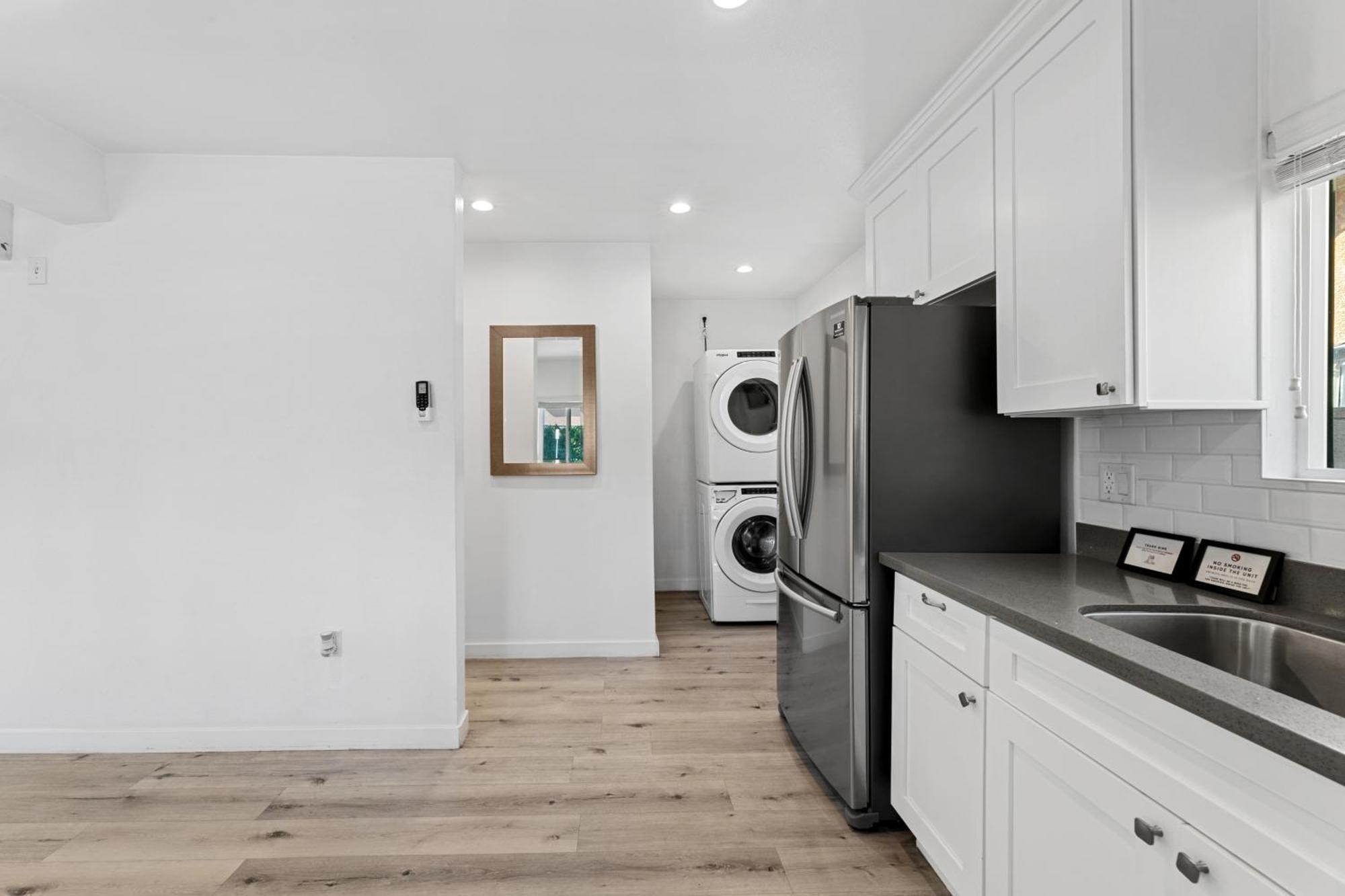 Muirfield Chic City Bungalow With Parking Los Angeles Bagian luar foto