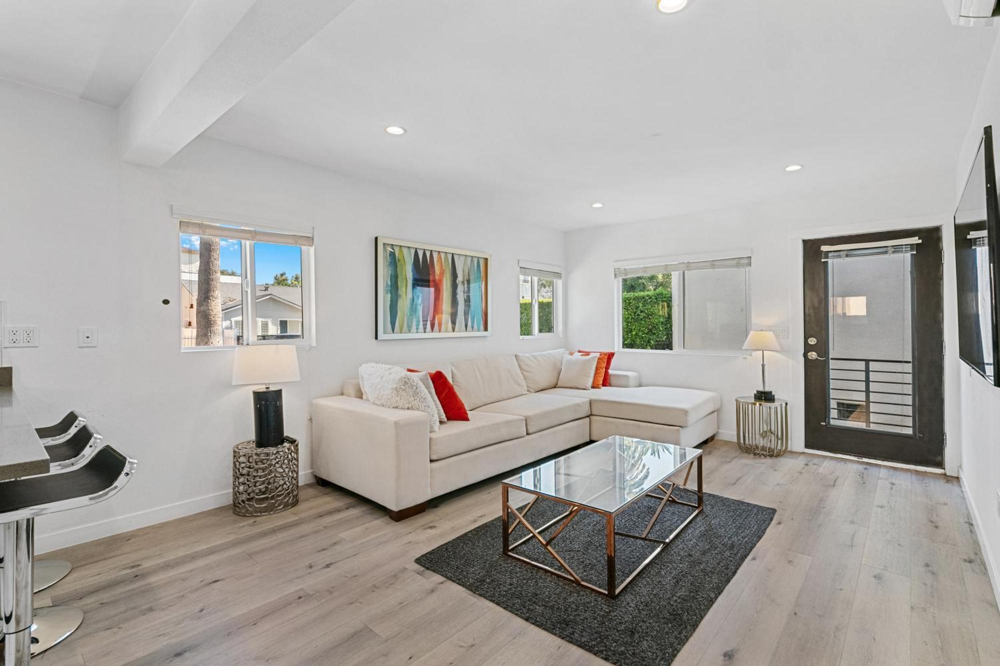 Muirfield Chic City Bungalow With Parking Los Angeles Bagian luar foto
